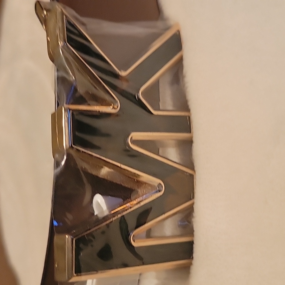 Michael Kors Women's Belt with Gold Buckle - Picture 12 of 12